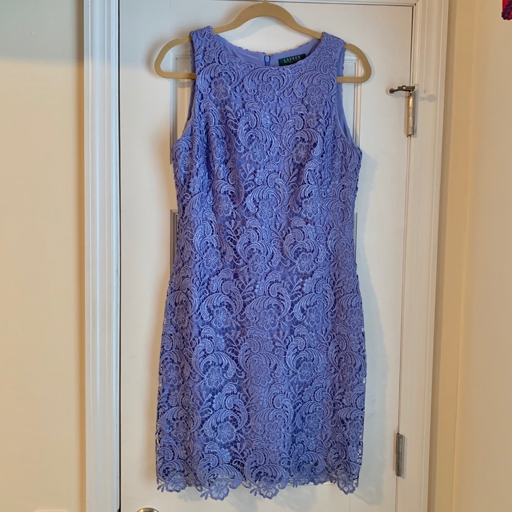 Lace Scalloped Dress 💙